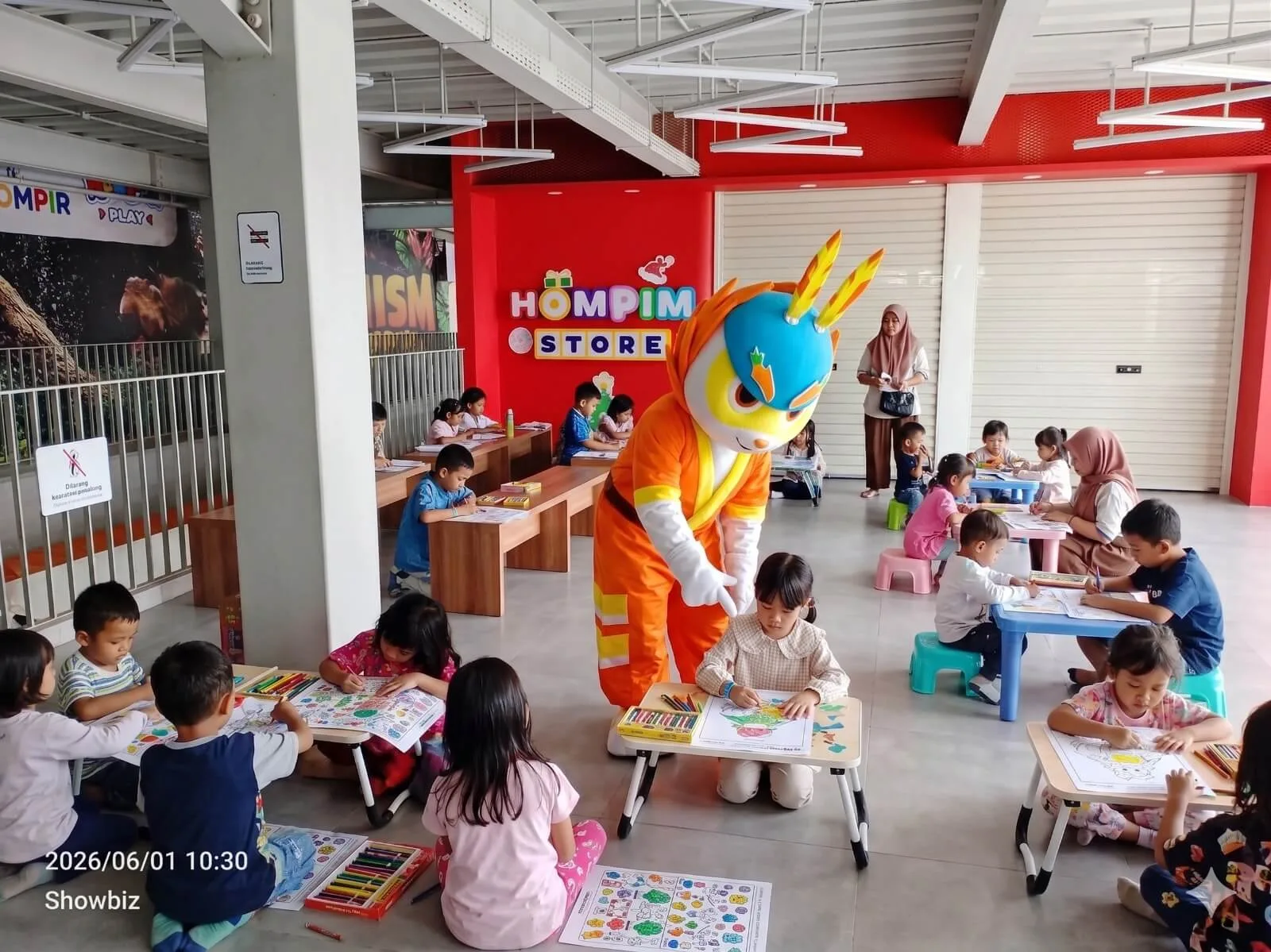 lomba mewarnai