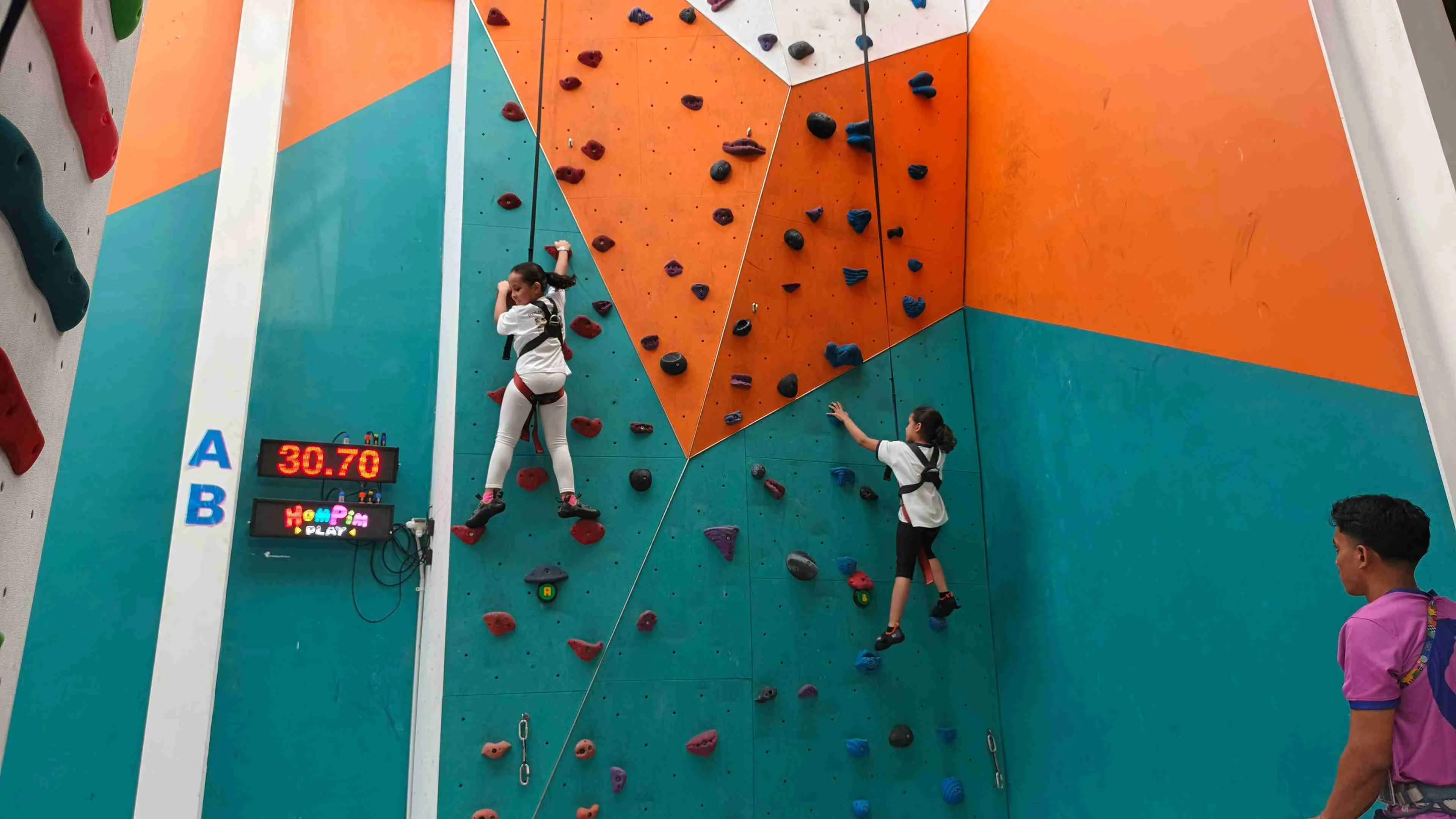 wall climbing bandung